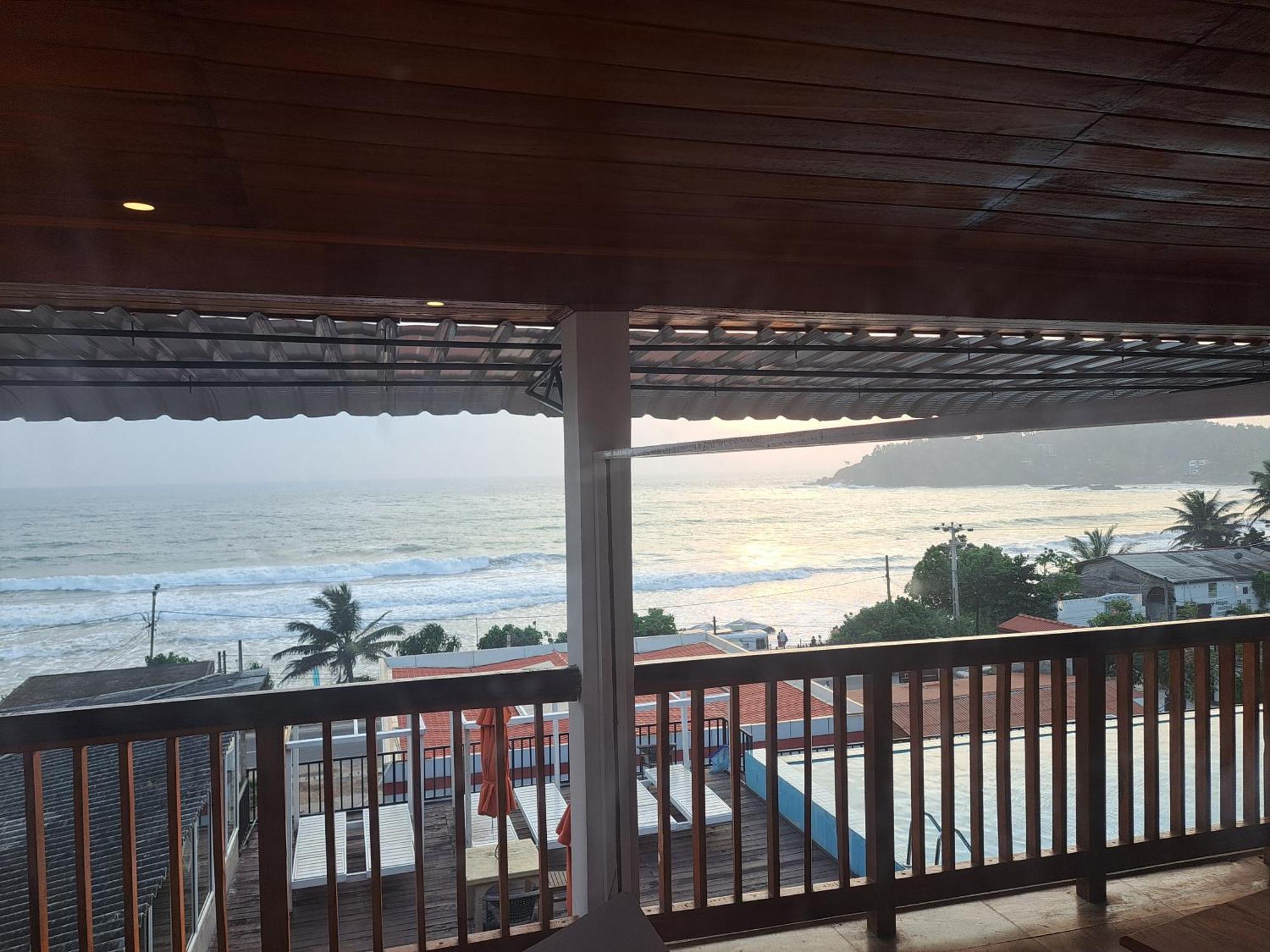 One World Mirissa Hotel Quarto foto