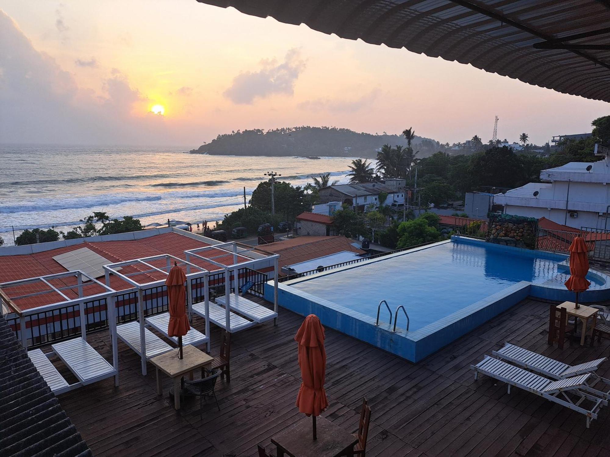 One World Mirissa Hotel Exterior foto