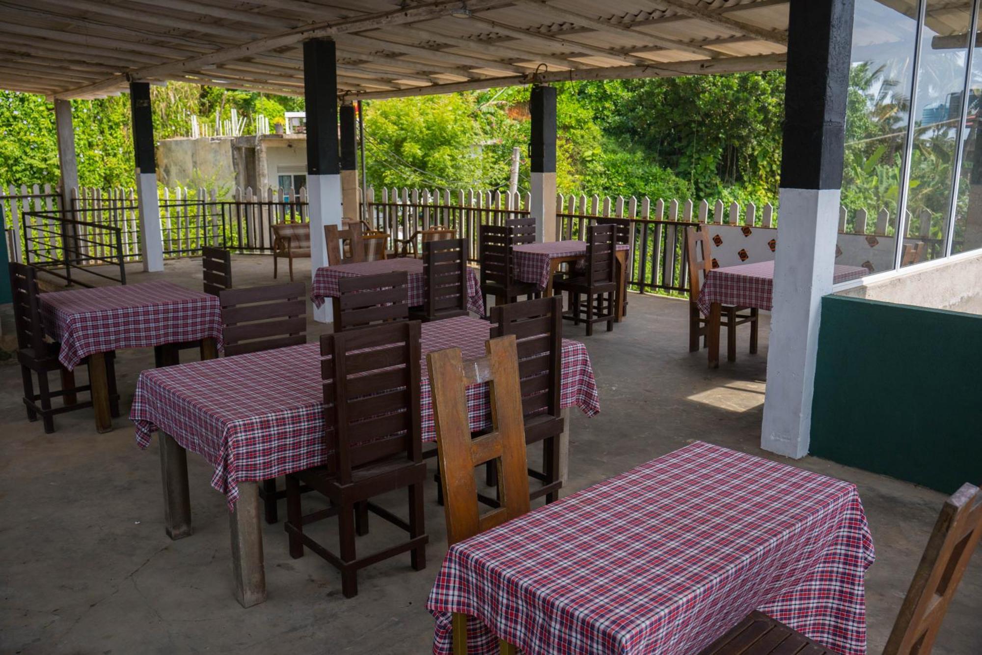 One World Mirissa Hotel Exterior foto